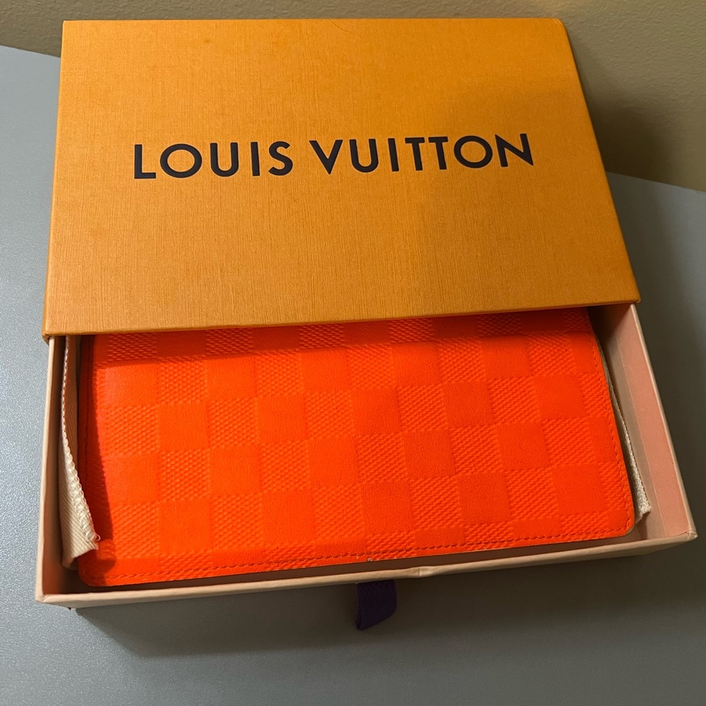 Louis Vuitton Orange Damier Infini Organizer Wallet 🧡